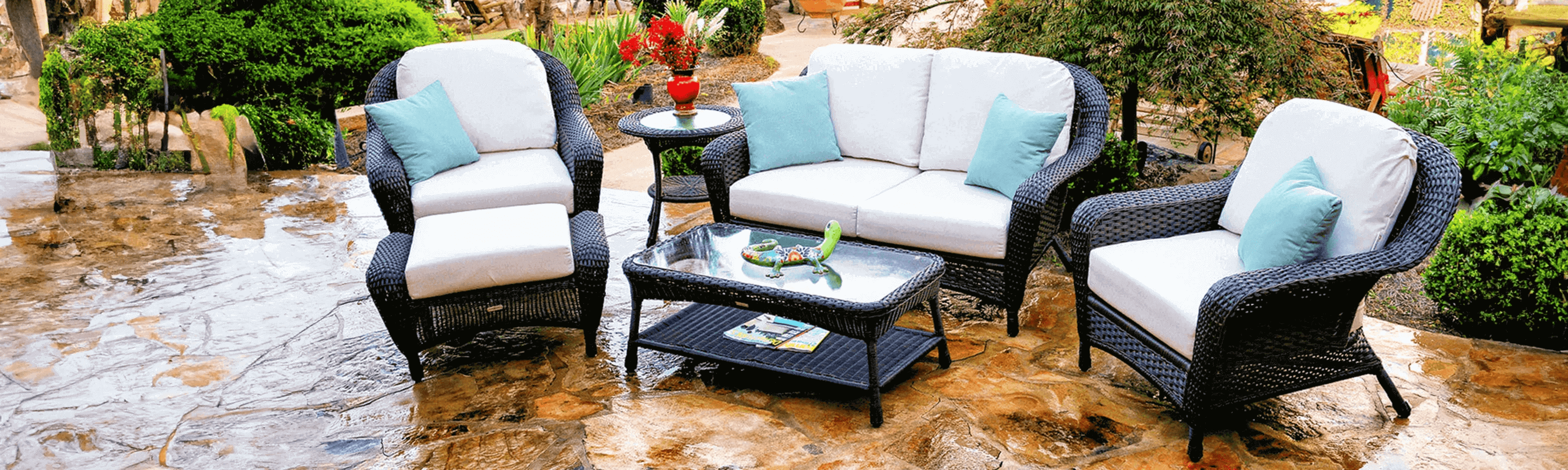 Luxury Furniture: Patio Chairs Image