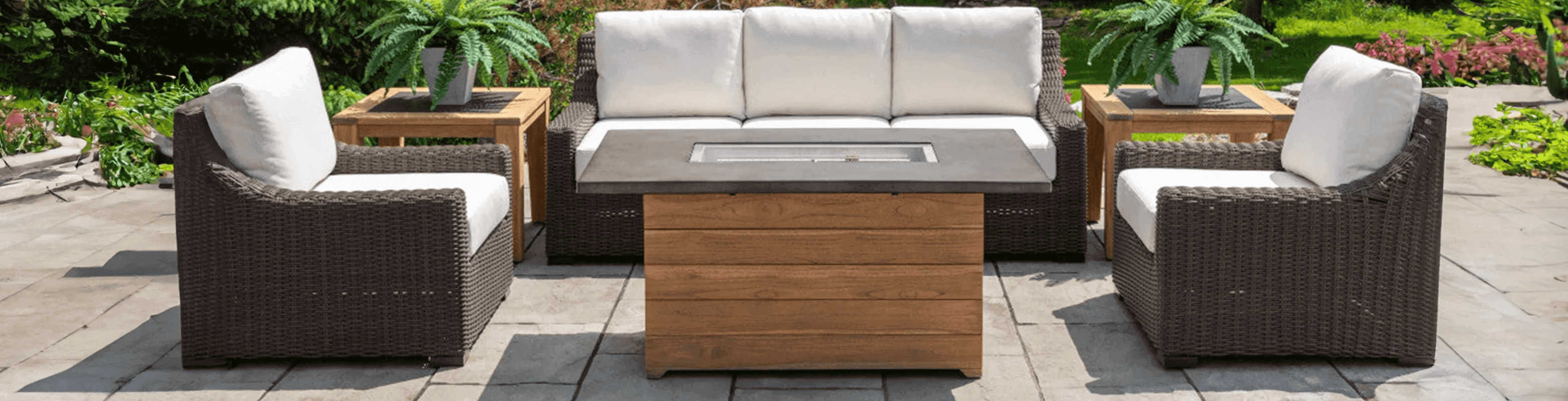 Teak Outdoor Furniture Image