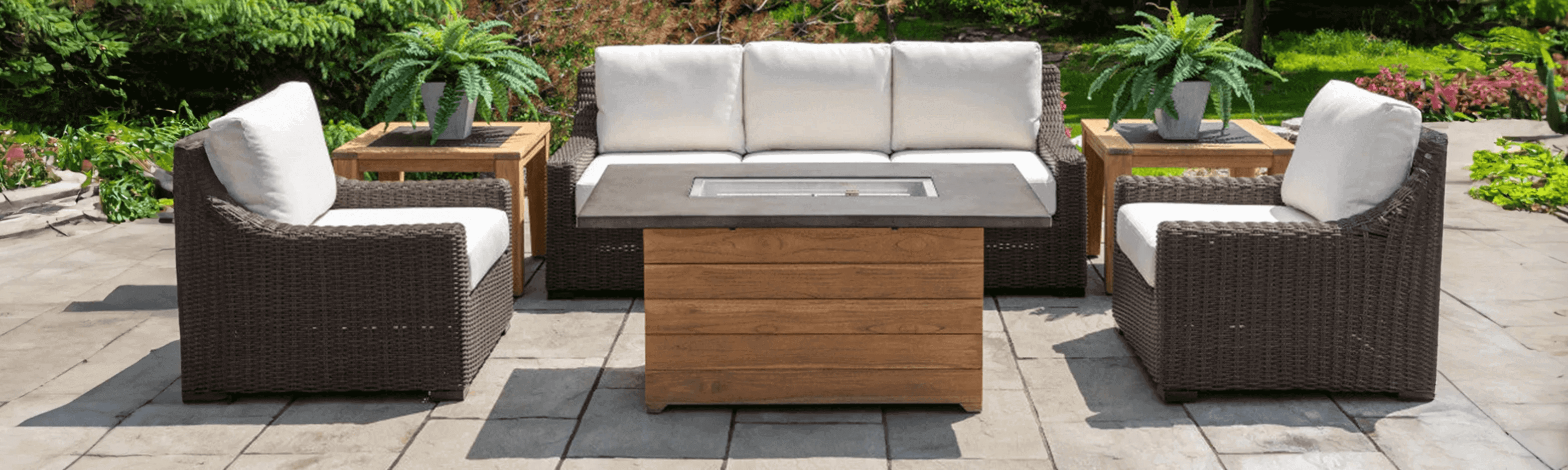 Teak Outdoor Furniture Image