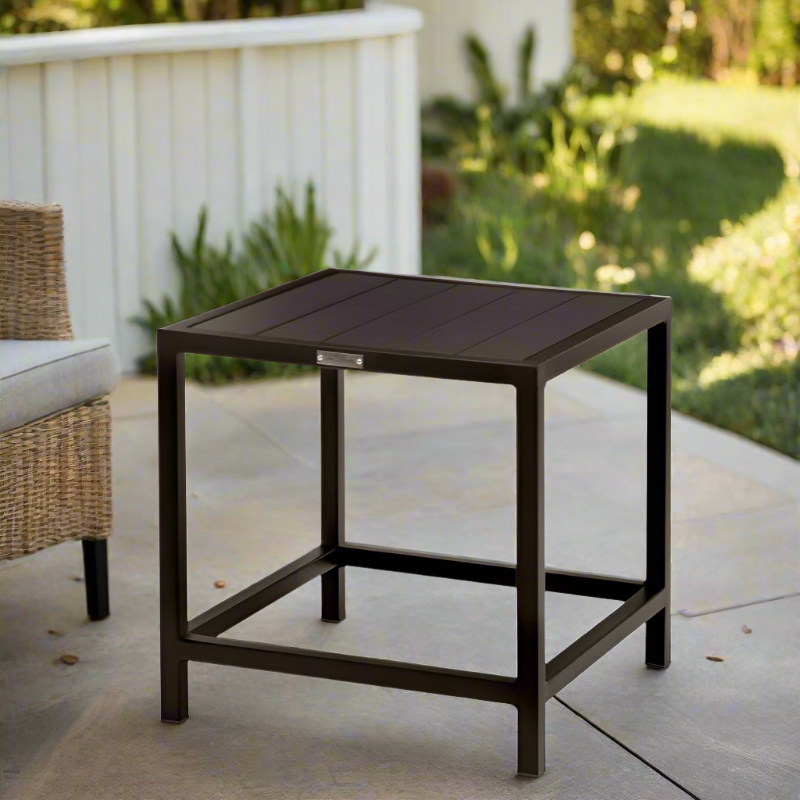 DecoScape Delano Aluminum Outdoor Square Side Table