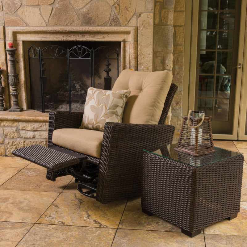 Lloyd Flanders Mesa Woven Vinyl Outdoor 22" Cube End Table