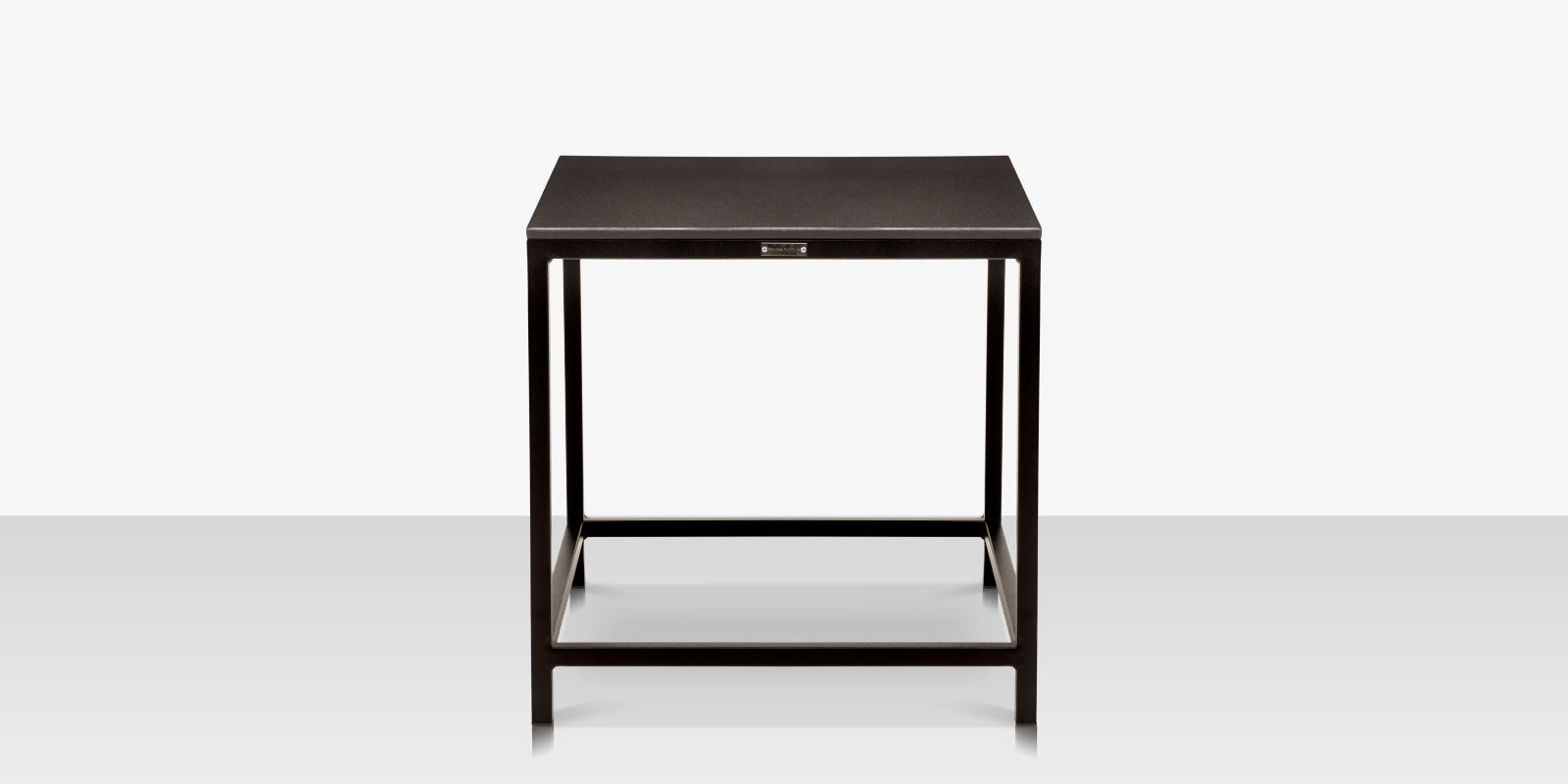 DecoScape Delano Aluminum Outdoor End Table