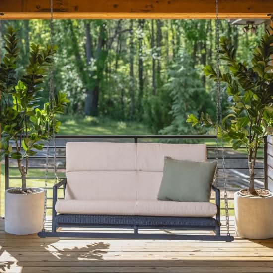 Lloyd Flanders Cascade Wicker Outdoor Porch Swing