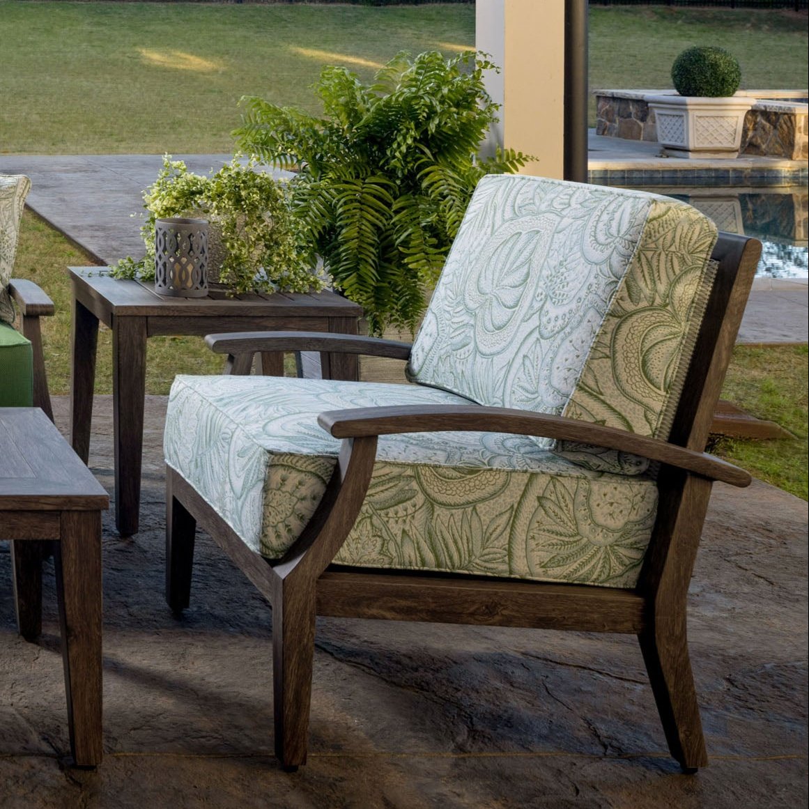 Lloyd Flanders Frontier Wicker Outdoor Lounge Chair