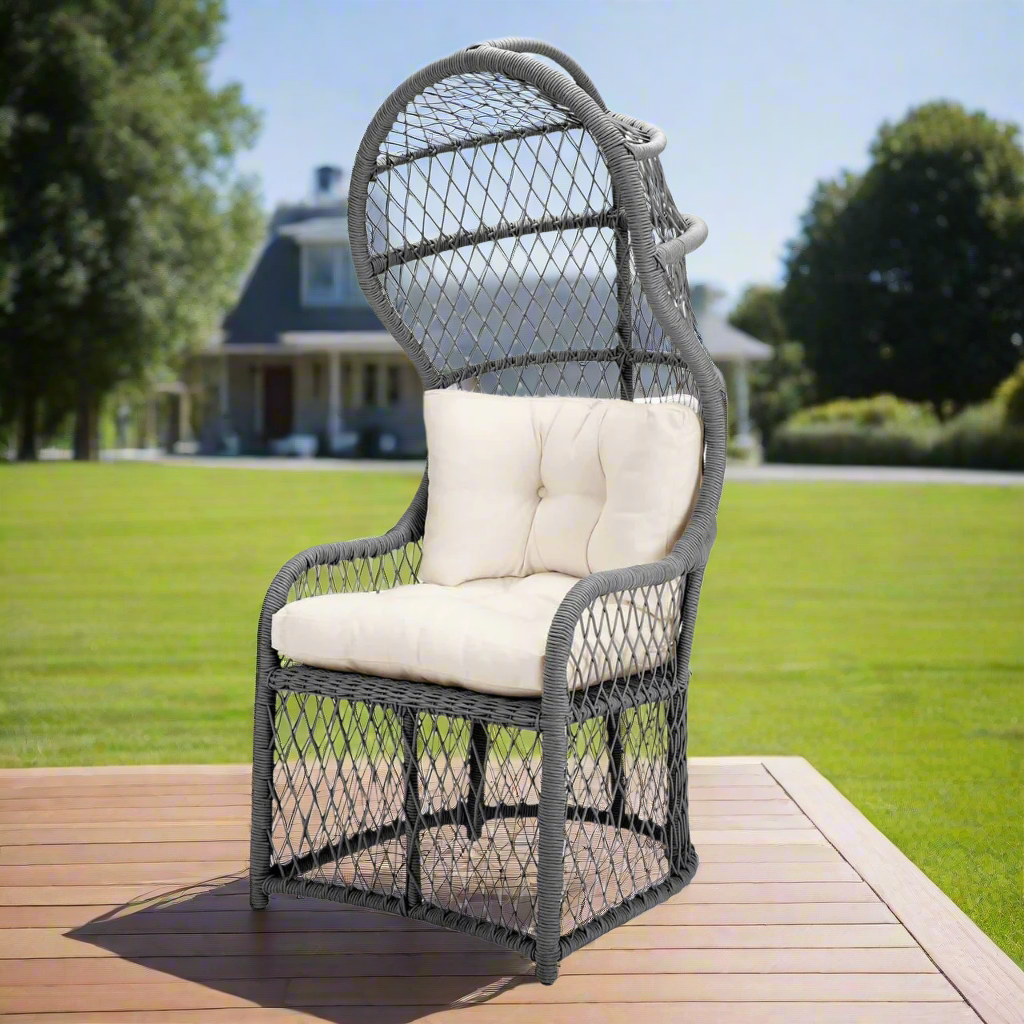 DecoScape Avve High Chair (Cushions not included)