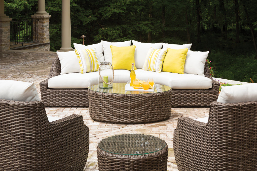 Lloyd Flanders Largo Woven Vinyl Outdoor 48" Oval Cocktail Table With Glass