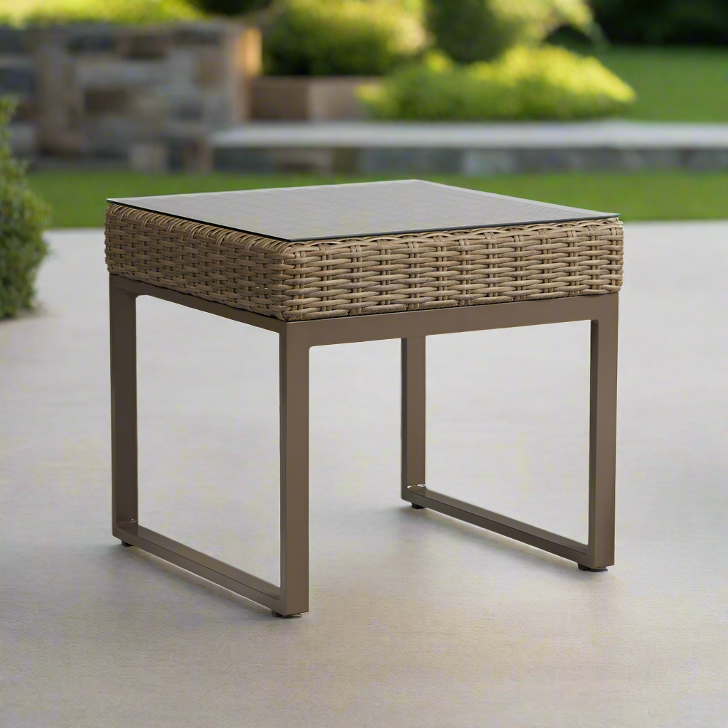 Lloyd Flanders Milan Woven Vinyl 24.5" Square End Table