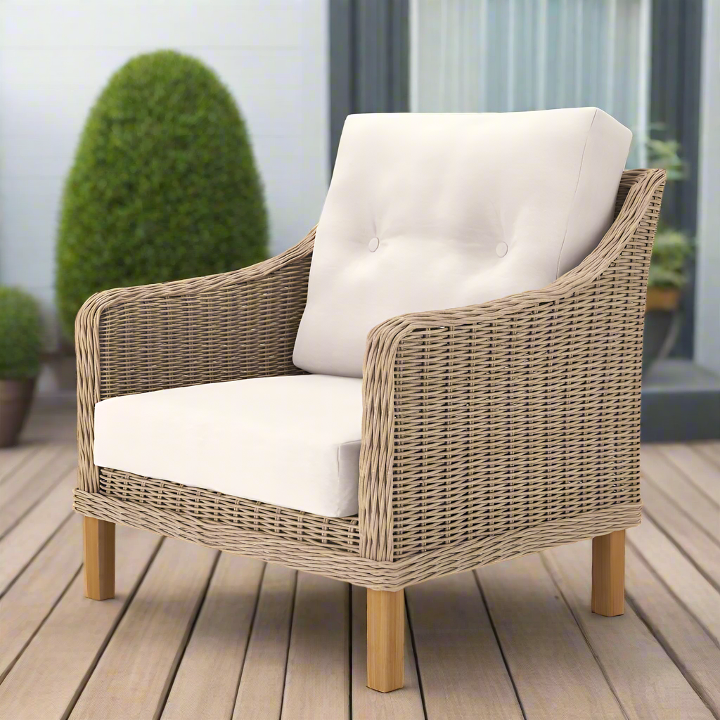 NorthCape International 6510 Wicker Outdoor Lounge Chair