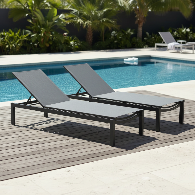 Lloyd Flanders Coastal All-Aluminum Frame Stacking Chaise (Set of 2)