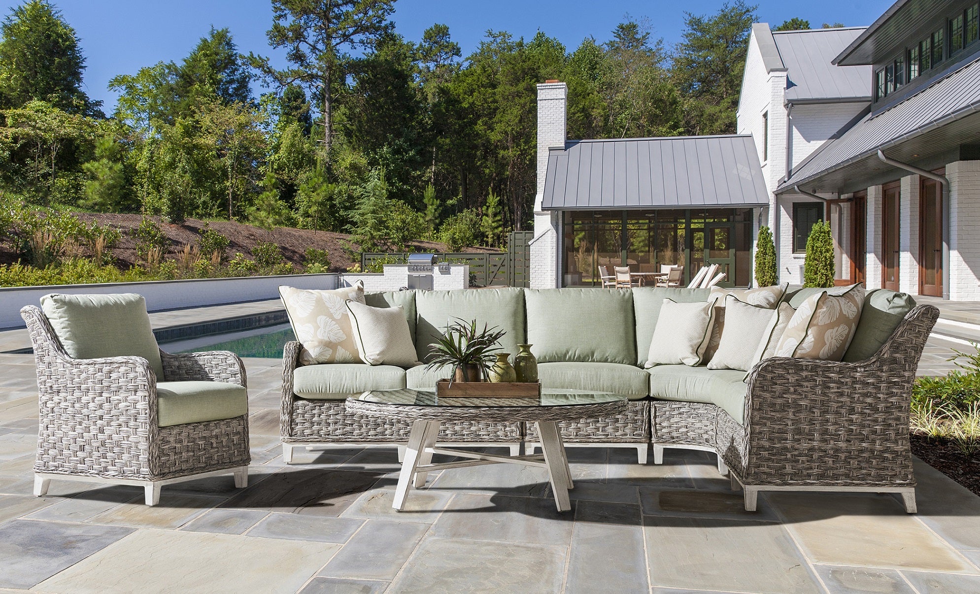 South Sea Rattan Grand Isle Wicker Outdoor 5-Person Sectional Set