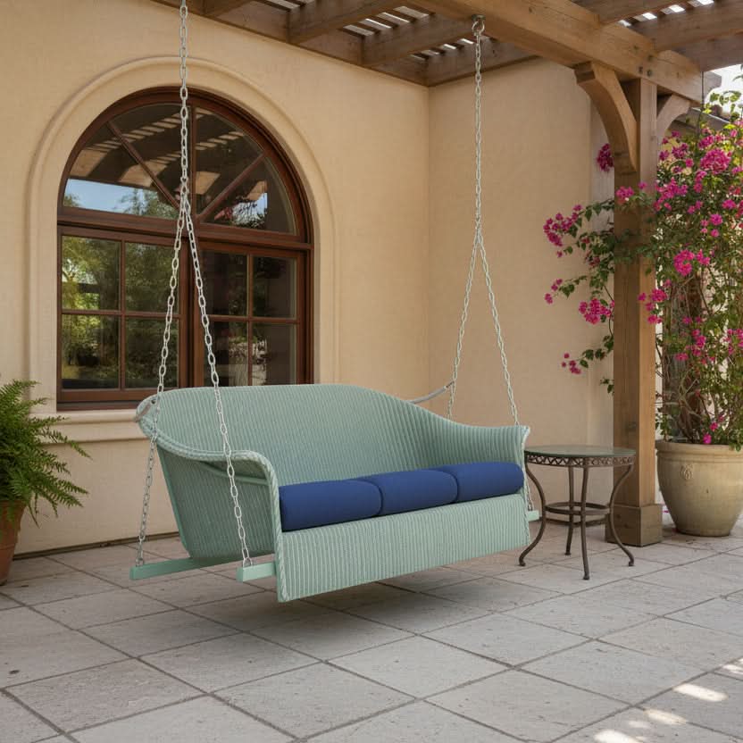 Lloyd Flanders Universal Loom Wicker Outdoor Sofa Swing