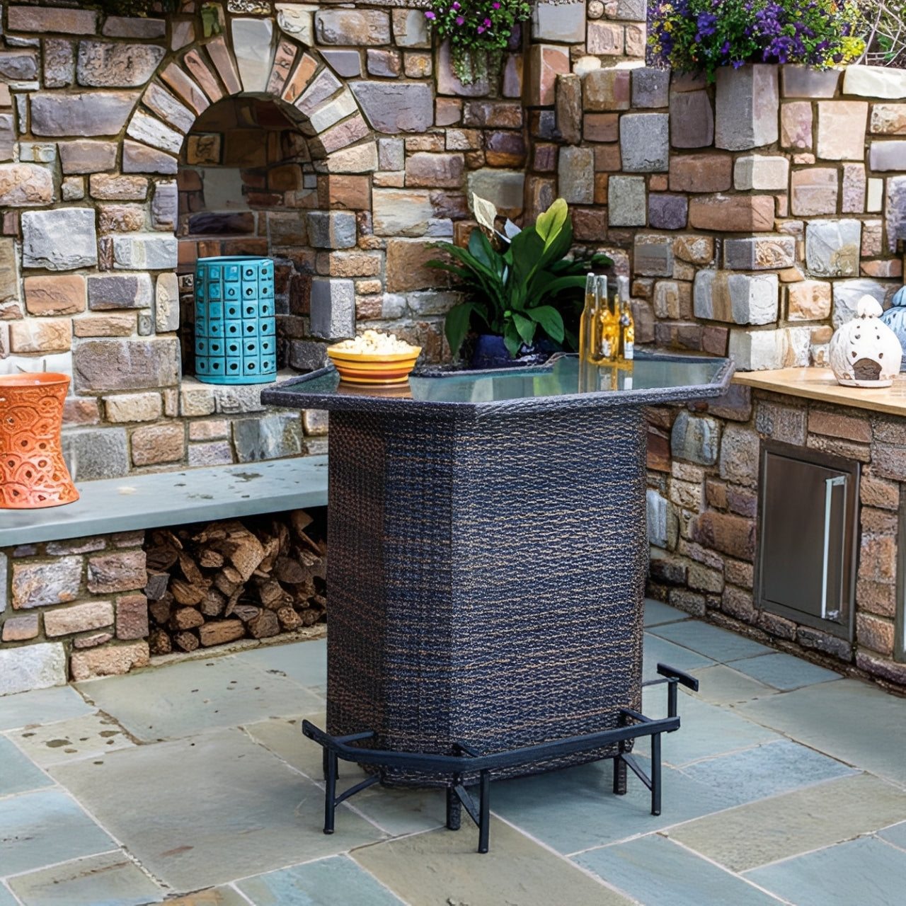 Alfresco Home Tutto Wicker Outdoor Mezzo Bar