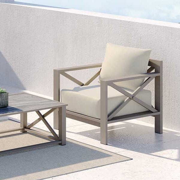 DecoScape Dynasty Aluminum Club Chair