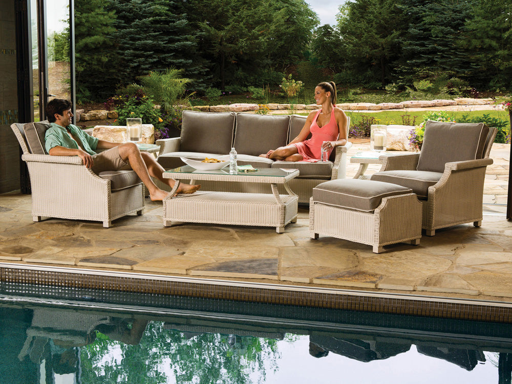 Lloyd Flanders Hamptons Wicker Outdoor Sofa