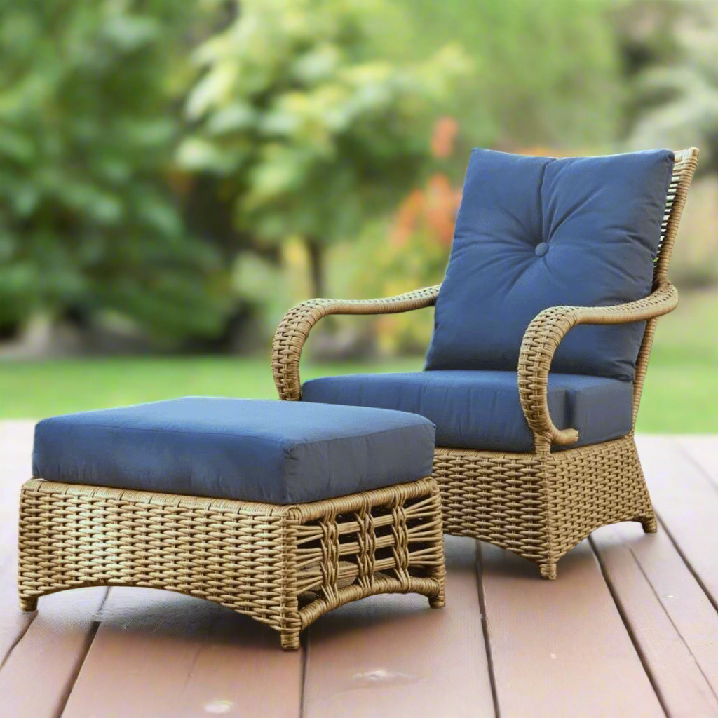 Lloyd Flanders Magnolia Woven Vinyl Outdoor Lounge Chair and Ottoman Set