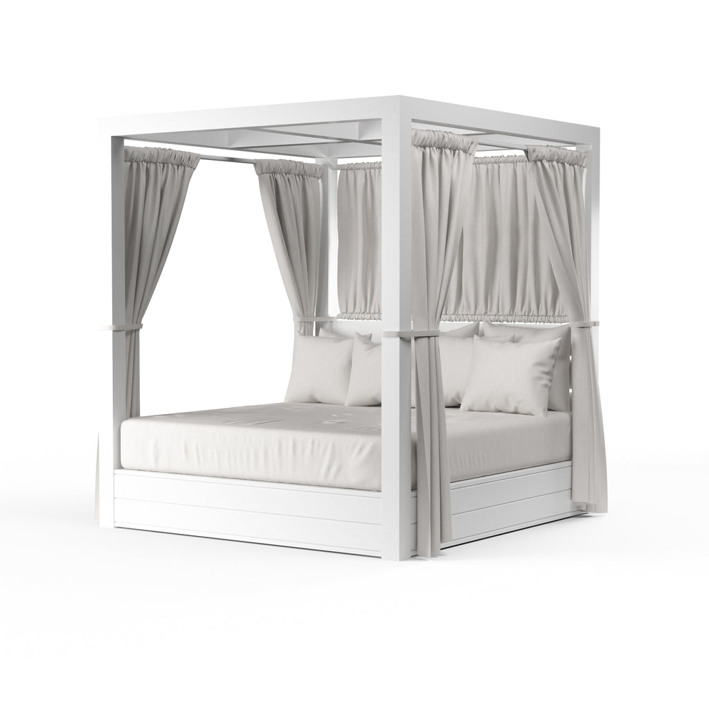 Sunset West Newport Aluminum Outdoor Resort King Daybed