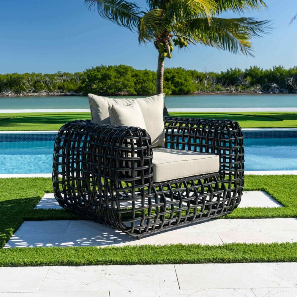 Hospitality Rattan Monte Carlo Wicker Outdoor 5-Person Seating Set