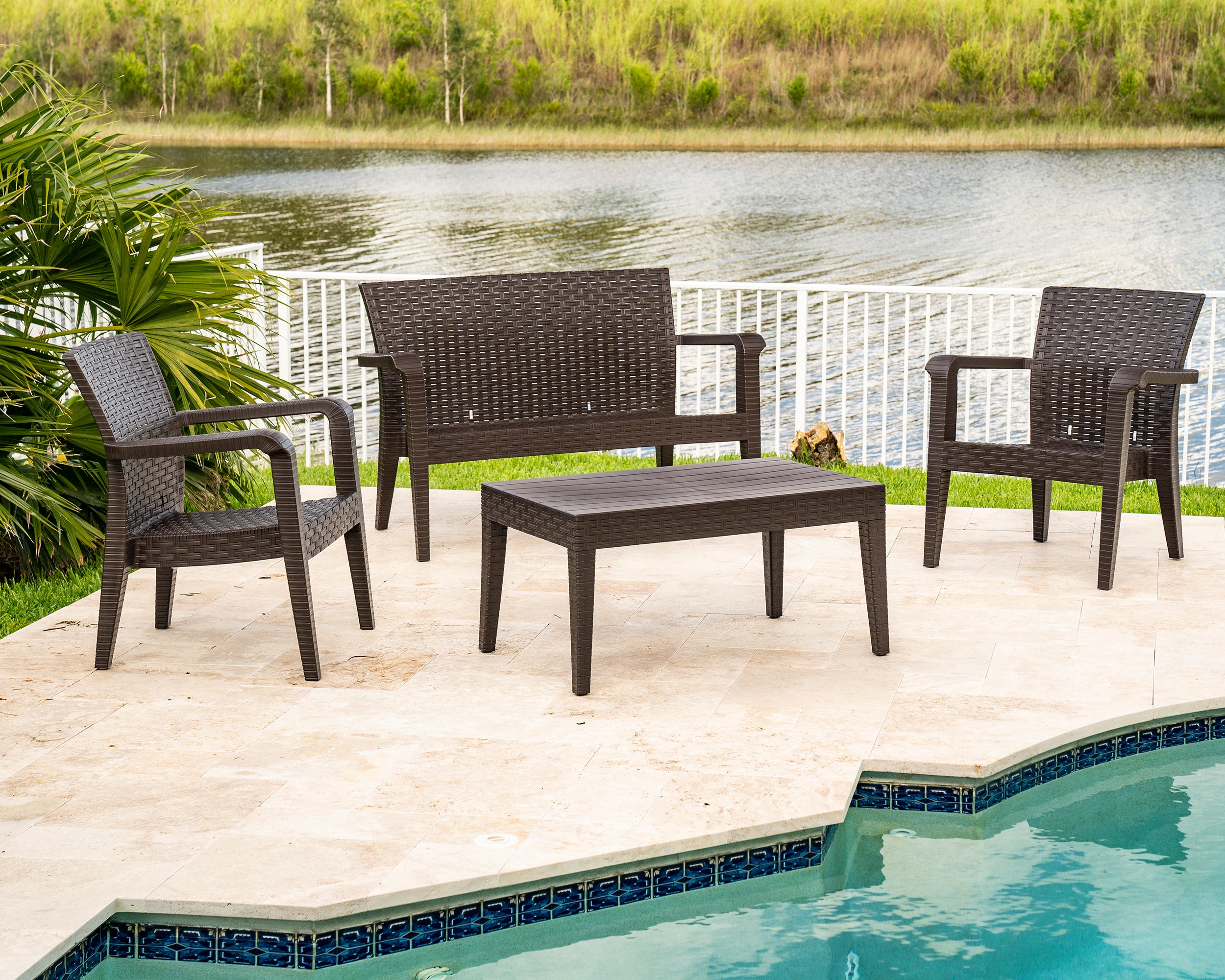 Rainbow Outdoor Alaska 4-Piece Seating Set