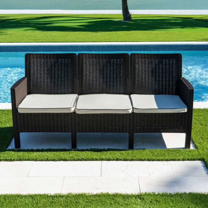 Rainbow Outdoor Nova Polypropylene Sofa With Cushions