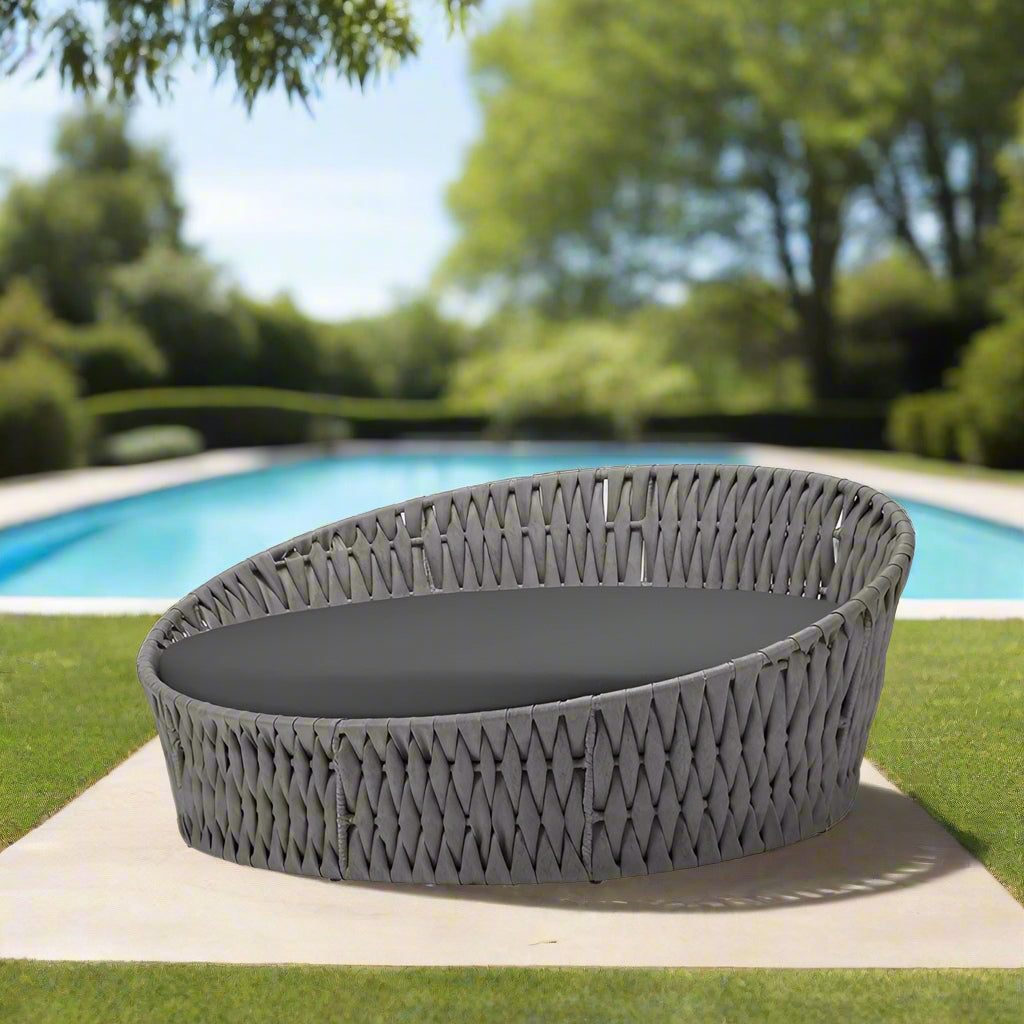 DecoScape Aria Oval Daybed