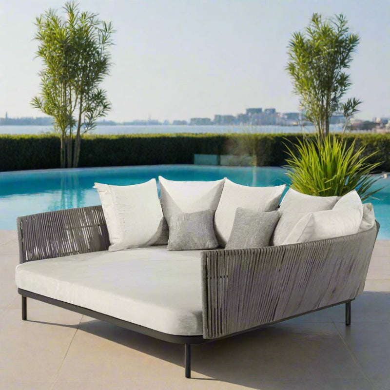 Skyline Design Boston Aluminum Rope Outdoor Daybed