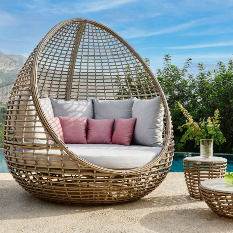 Skyline Design Faber Swivel Daybeds Image