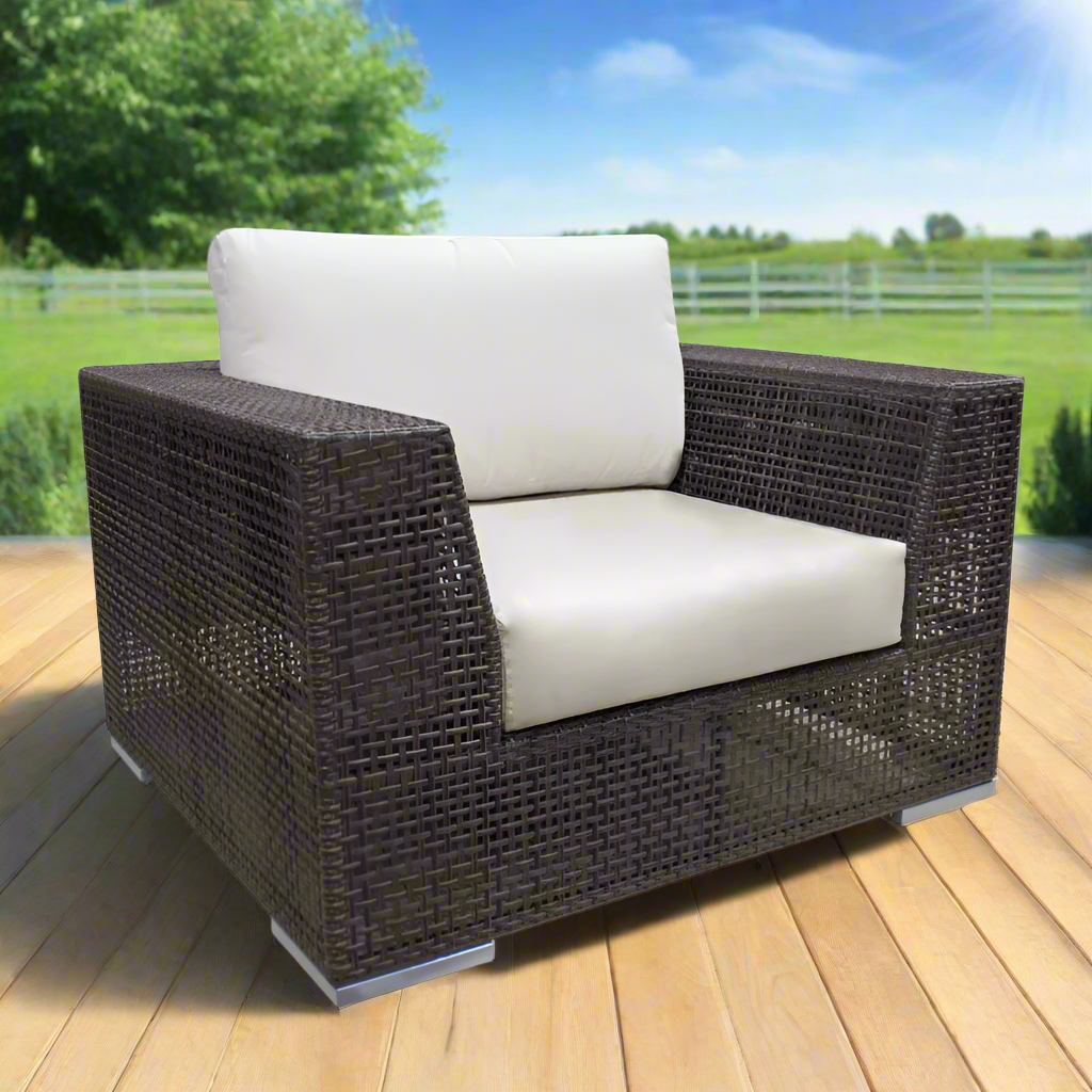 Hospitality Rattan Atlantis Wicker Outdoor Lounge Chair