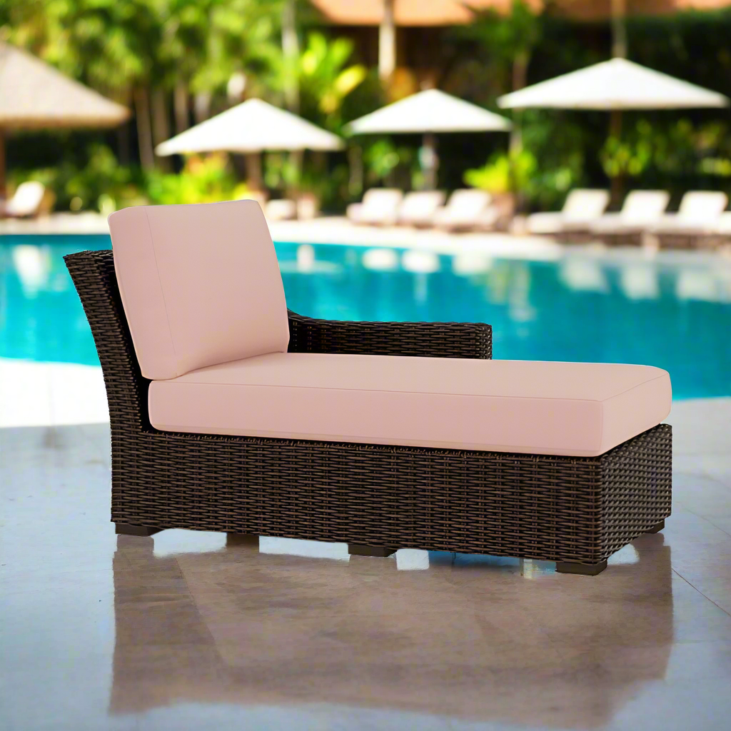 Lloyd Flanders Mesa Woven Vinyl Left Arm Chaise