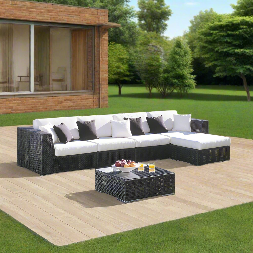 Hospitality Rattan Atlantis Wicker Outdoor 4-Person Modular Sectional Set