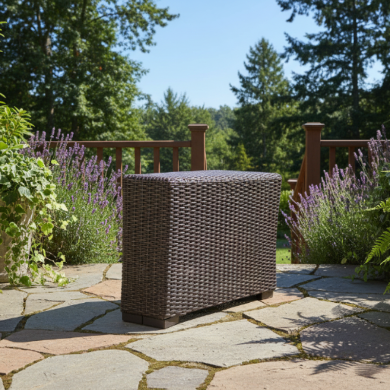 Lloyd Flanders Mesa Woven Vinyl Outdoor Wedge End Table