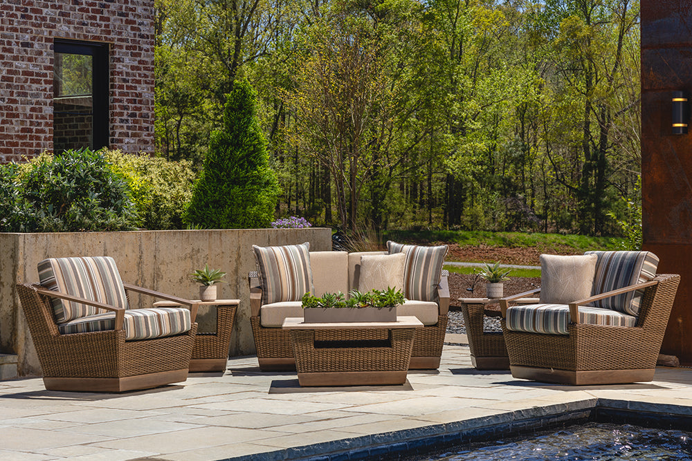 Lloyd Flanders Charisma Wicker Outdoor Swivel Lounge Chair
