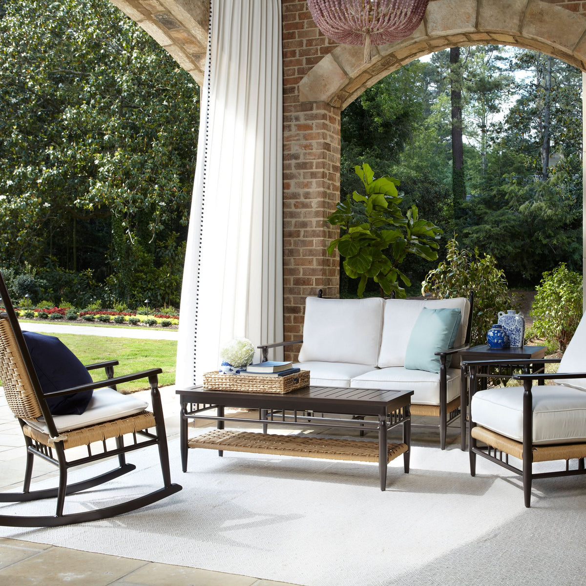 Lloyd Flanders Low Country Woven Vinyl Outdoor Rectangle Cocktail Table