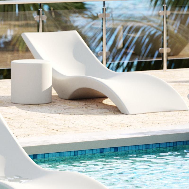 DecoScape Shelf Aluminum Outdoor Chaise