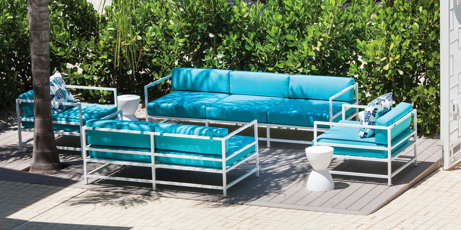 DecoScape Delano Aluminum Outdoor Club Chair