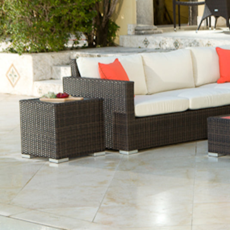 DecoScape Lucaya Wicker Aluminum Outdoor End Table