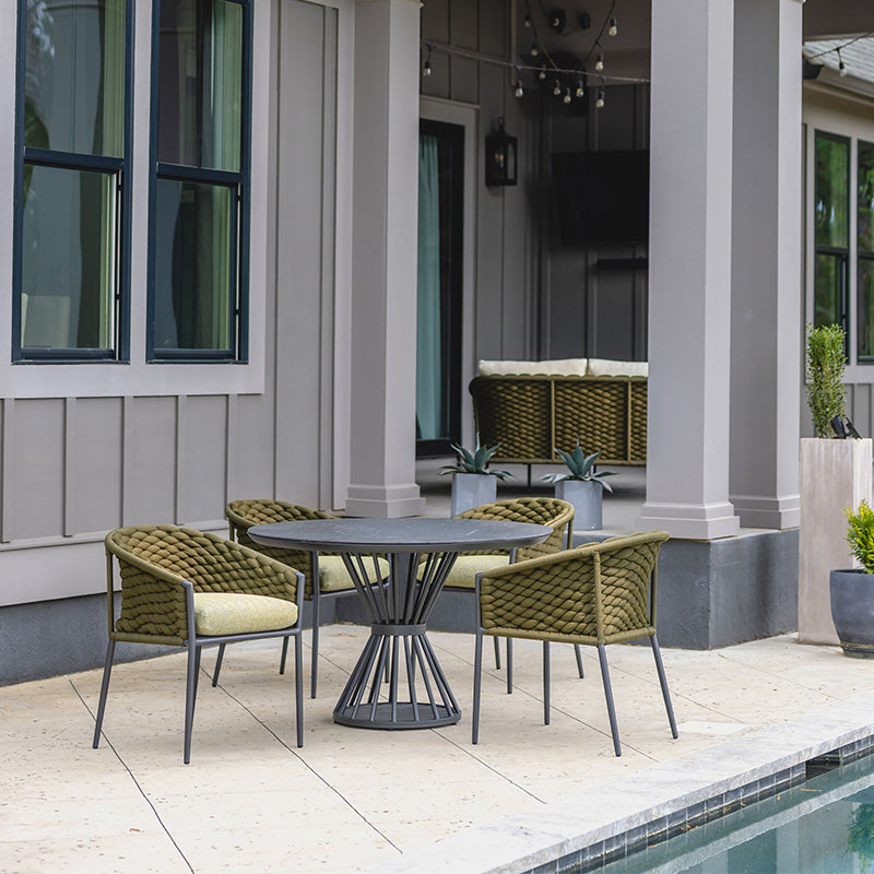 Lloyd Flanders Escape Aluminum Outdoor Lounge Chair