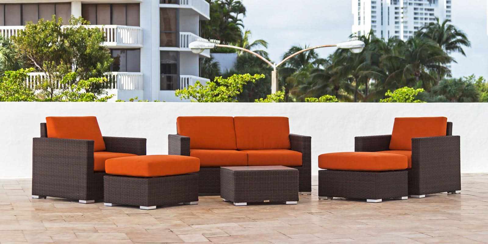 DecoScape Lucaya Wicker Aluminum Outdoor Ottoman