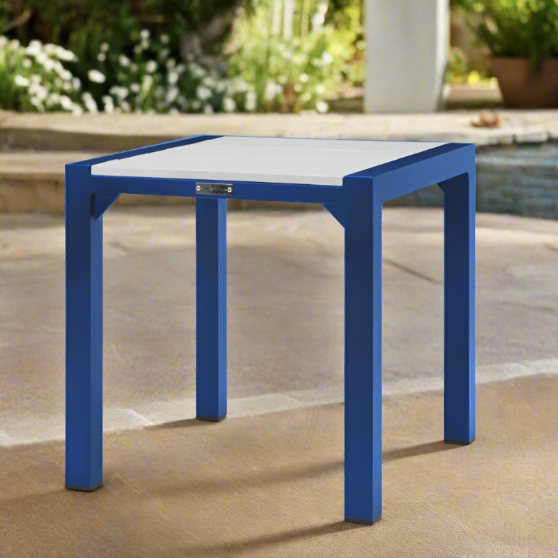 DecoScape Modera Aluminum Outdoor Square End Table