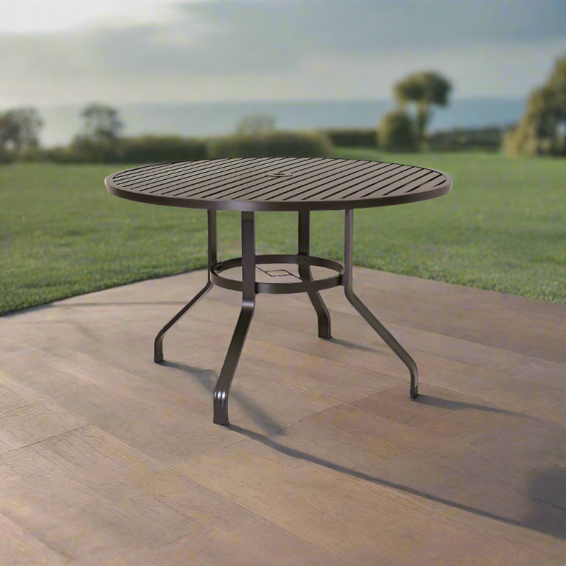 Sunset West La Jolla Aluminum Outdoor 48-Inch Round Dining Table