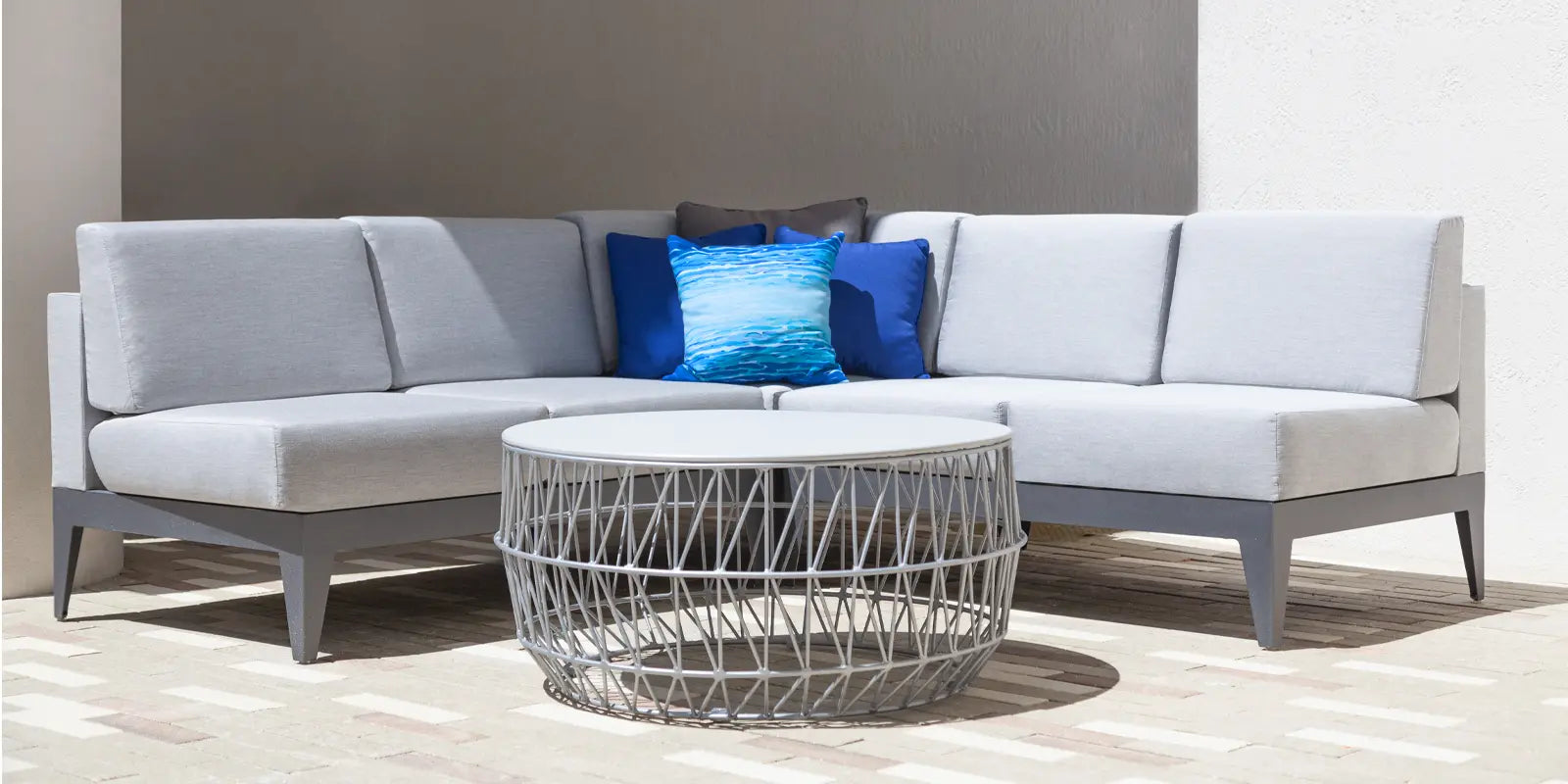 DecoScape South Beach Aluminum Outdoor Corner Chair