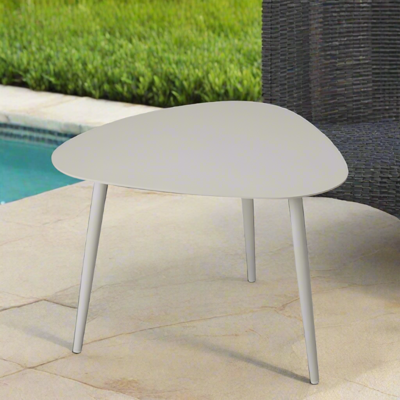 DecoScape Vines Aluminum Outdoor Small End Table