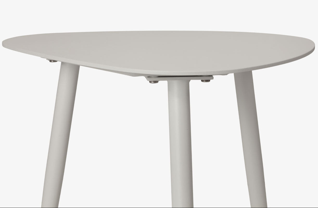 DecoScape Vines Aluminum Outdoor Large Square End Table