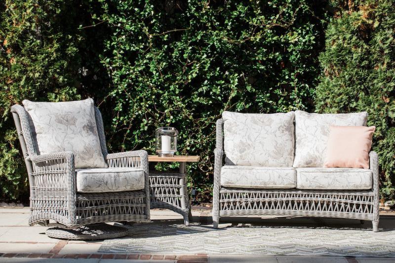 Lloyd Flanders Mackinac Woven Vinyl Outdoor 3‑Person Loveseat Set
