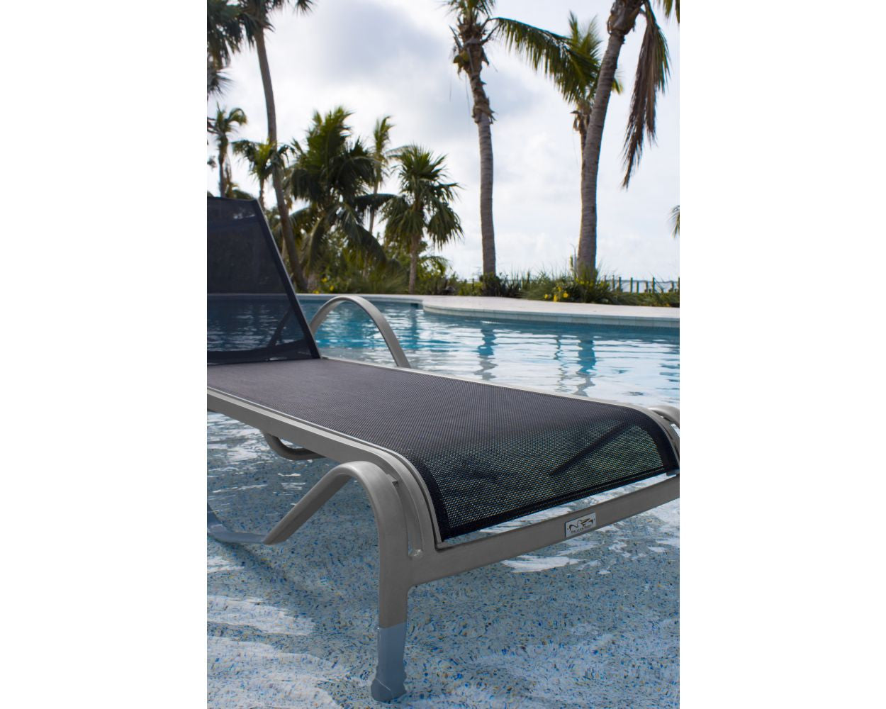 Hospitality Rattan Ultra Chaise Lounge