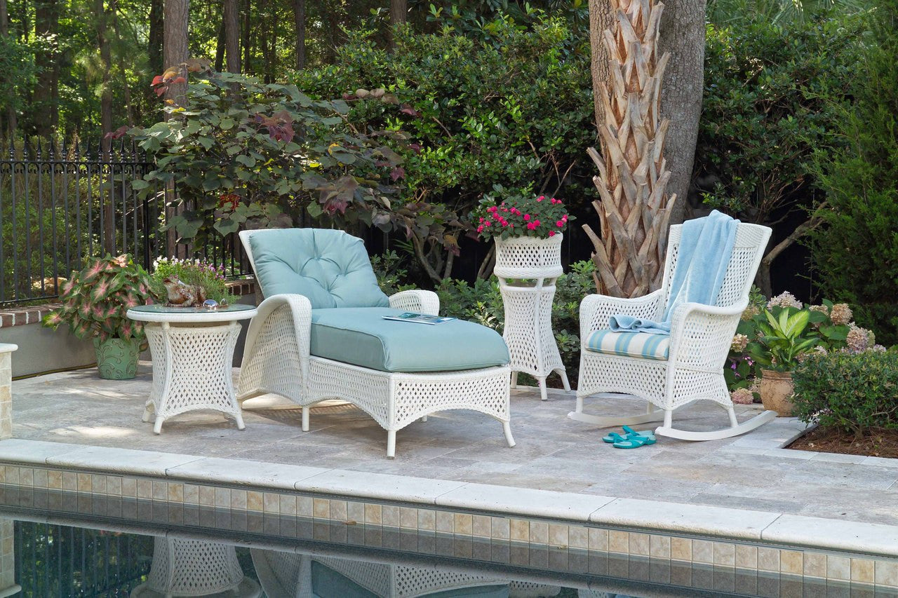 Lloyd Flanders Grand Traverse Wicker Outdoor 24" Round End Table with Lay‑On Glass