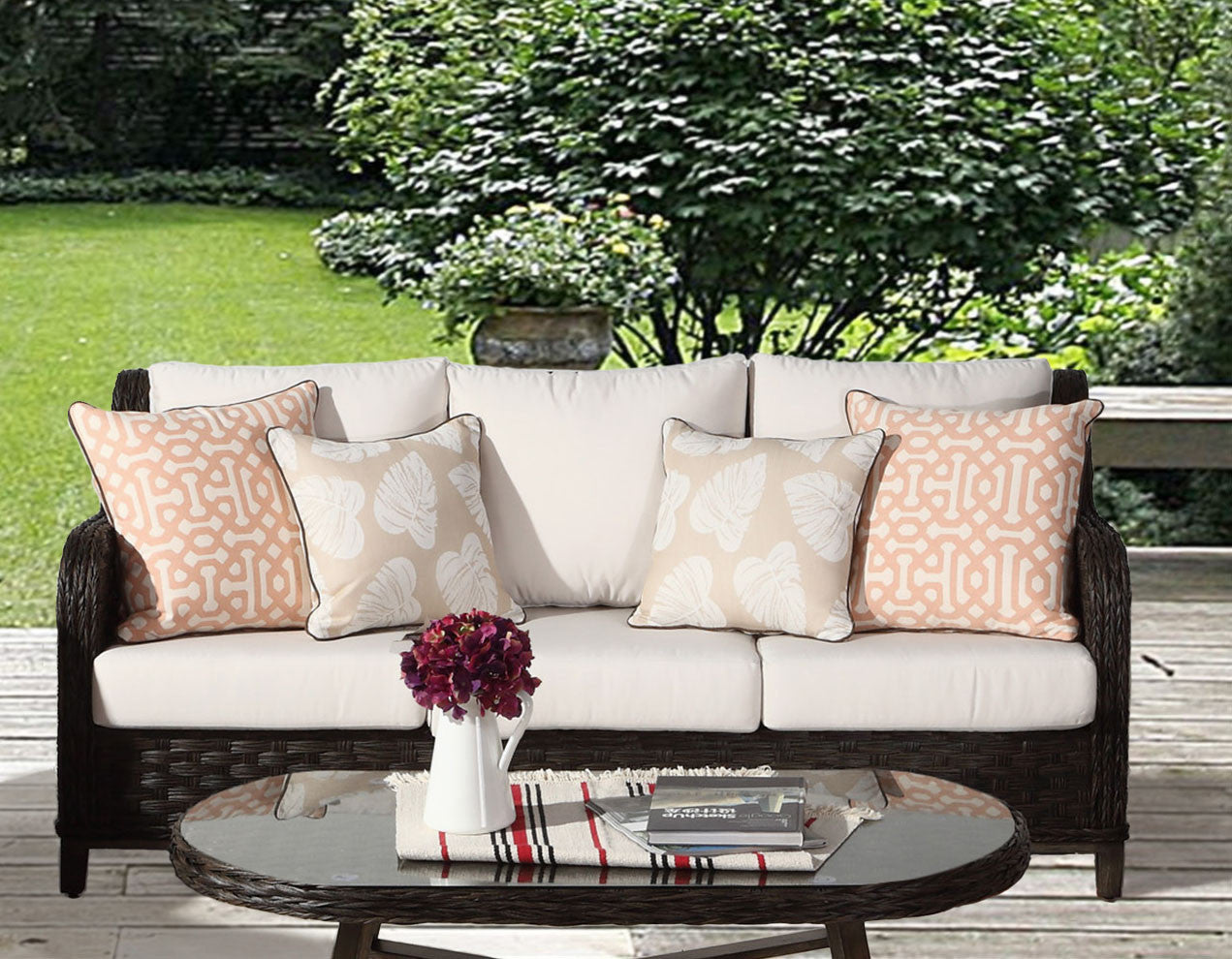 South Sea Rattan Grand Isle Wicker Outdoor 6-Person Patio Set With Glider