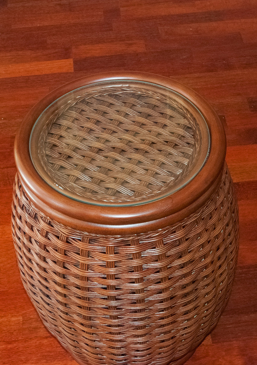 Alexander & Sheridan Kona Rattan Indoor Round End Table With Glass