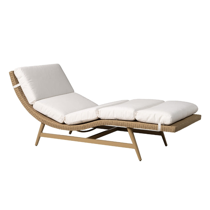 Lloyd Flanders Cascade Wicker Outdoor Chaise