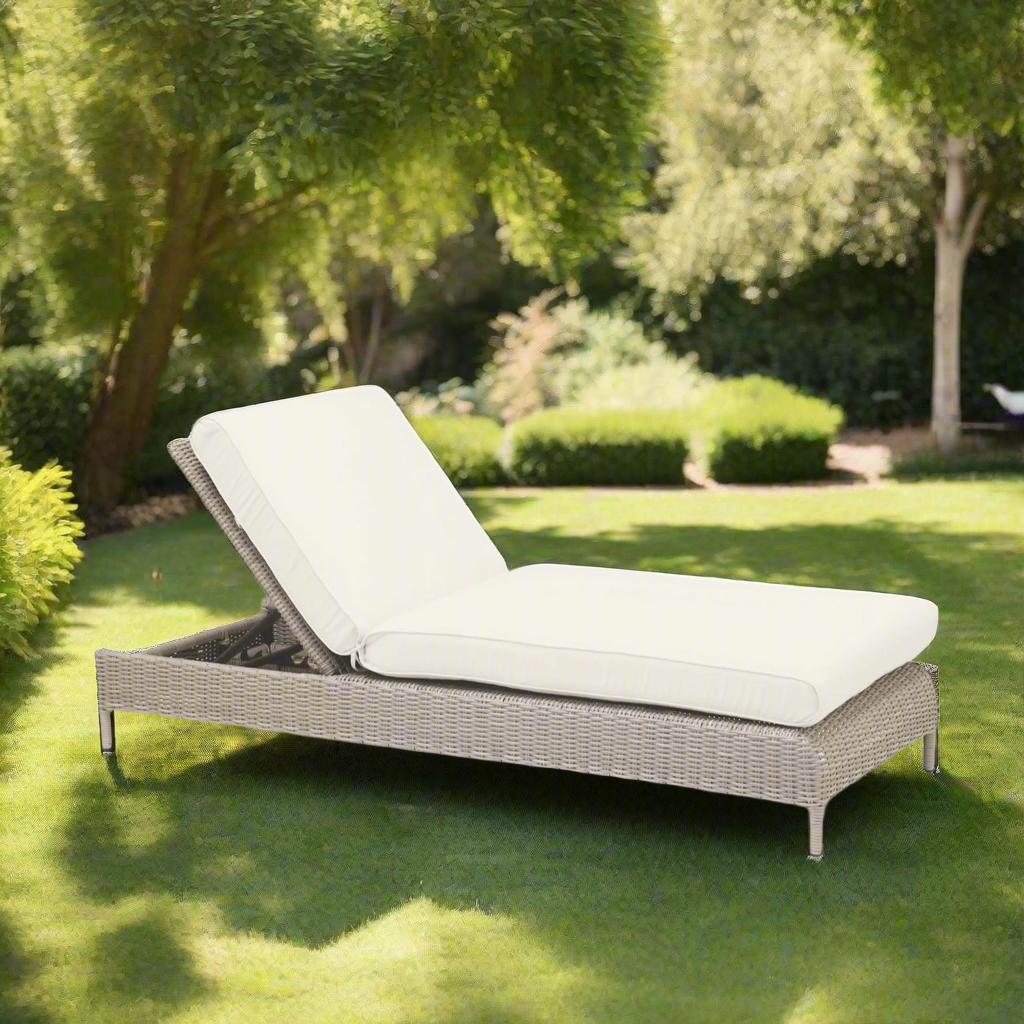 Sunset West Manhattan Aluminum Outdoor Adjustable Chaise