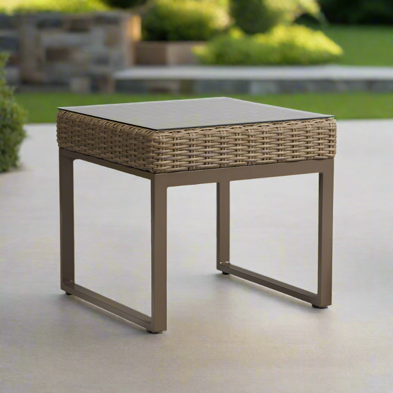 Lloyd Flanders Milan Woven Vinyl Outdoor 24.5" Square End Table